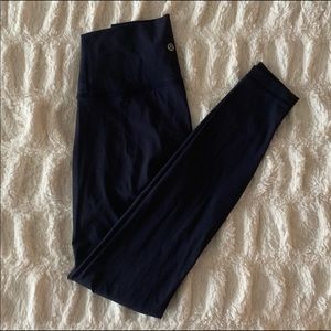 Lululemon Wunder Under Leggings - Size 4